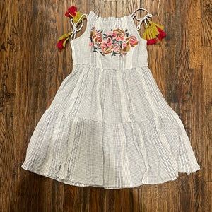 Short flowy dress size M